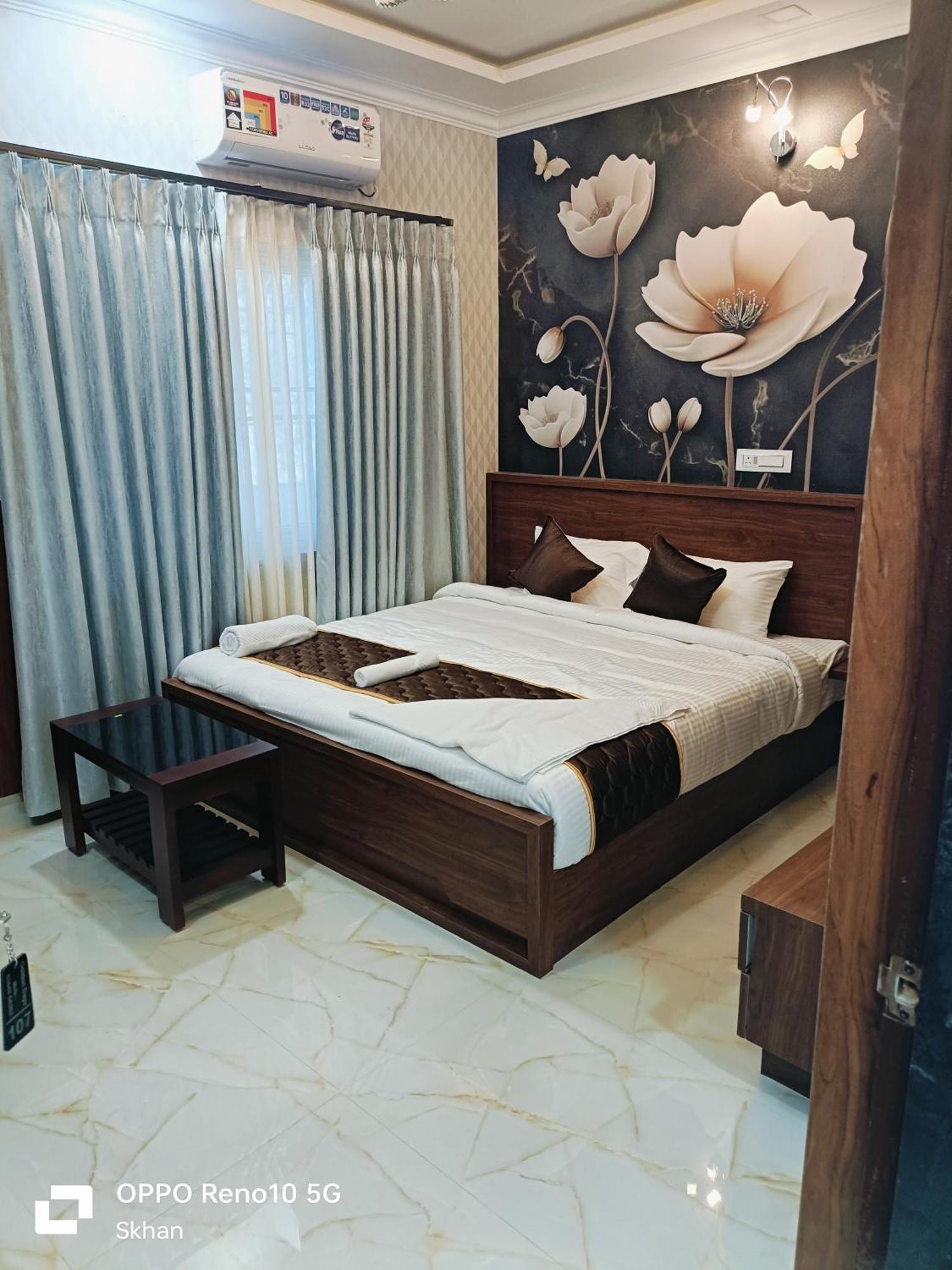 Golden Residency Ξενοδοχείο Kushālnagar Εξωτερικό φωτογραφία