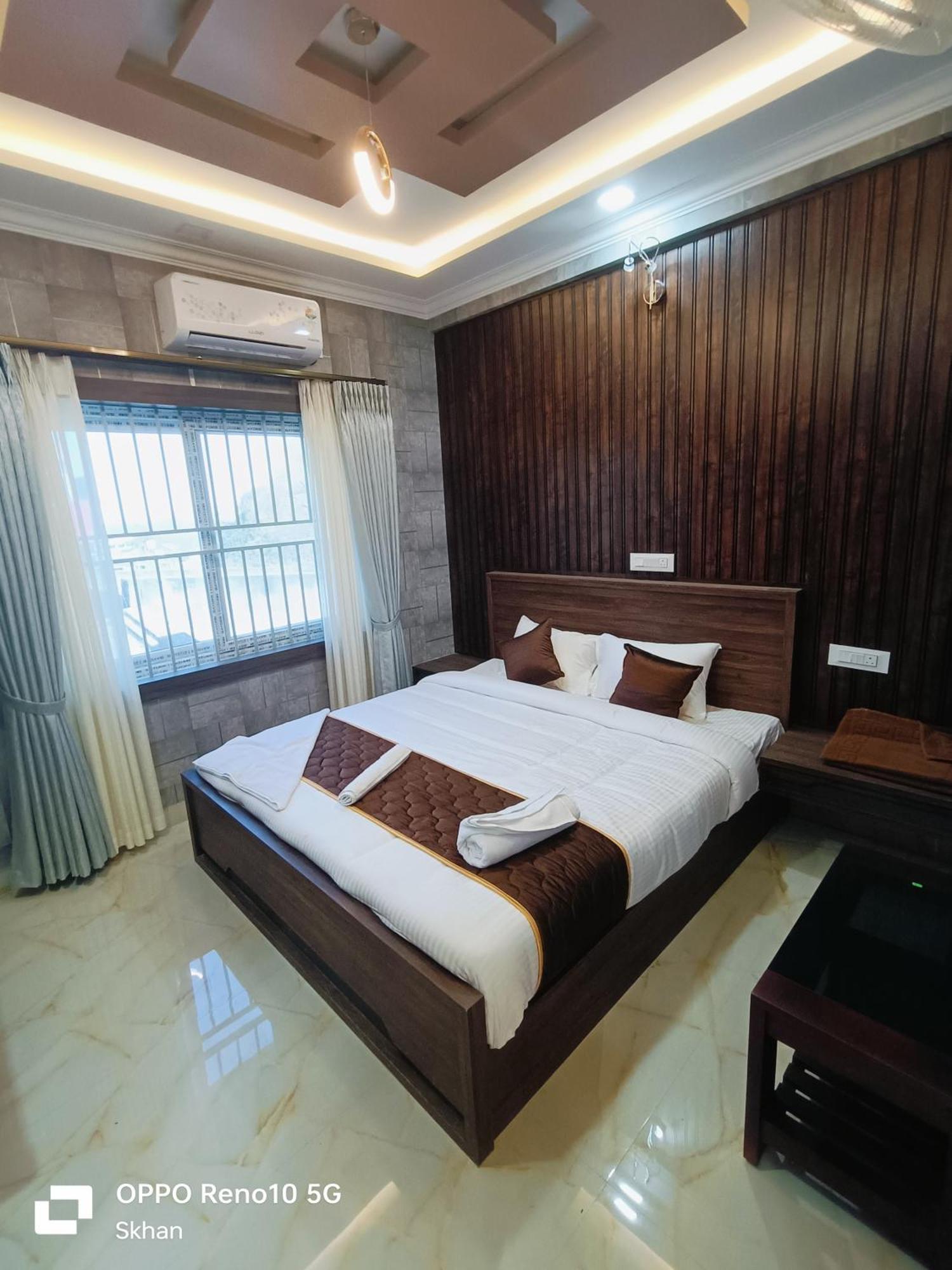 Golden Residency Ξενοδοχείο Kushālnagar Εξωτερικό φωτογραφία